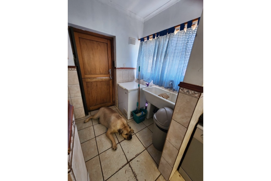 4 Bedroom Property for Sale in Bergzicht Western Cape